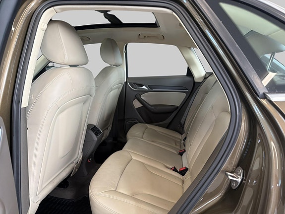 Audi Q3 9 of 21