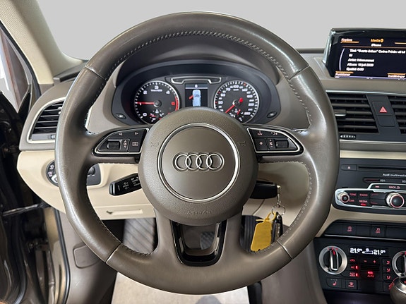 Audi Q3 11 of 21