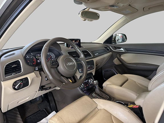 Audi Q3 8 of 21