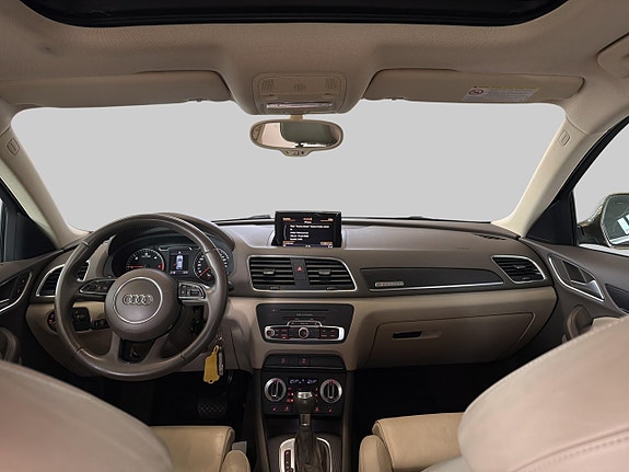 Audi Q3 10 of 21