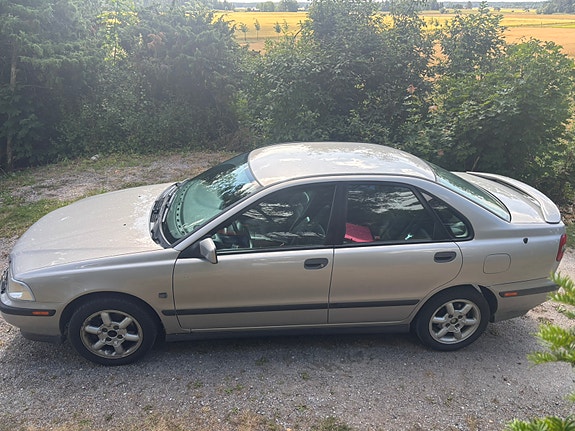Volvo S40 4 of 5