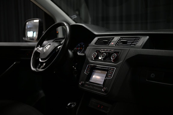 Volkswagen Caddy 23 of 24