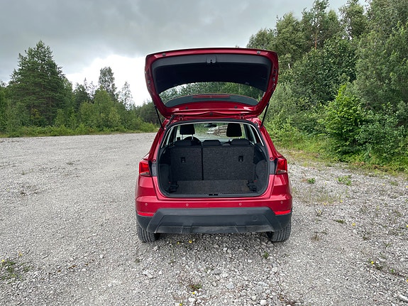 Seat Arona 11 of 12