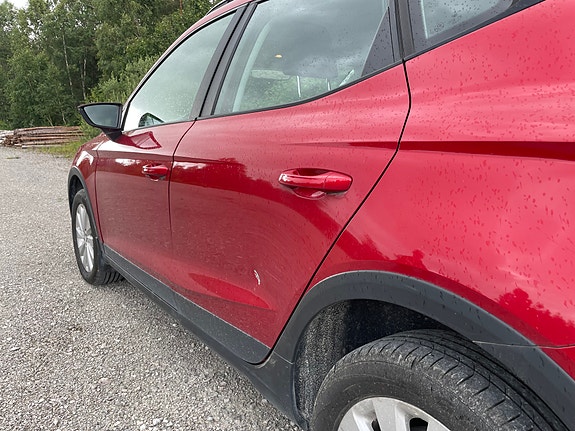 Seat Arona 9 of 12