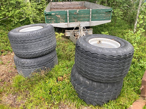 4st däck på fälg 500/50R17 till Bigab