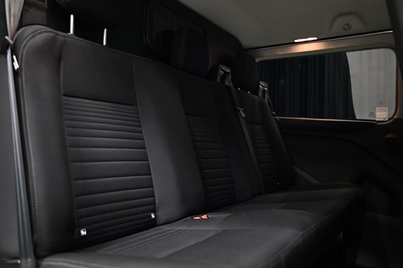 Ford Transit Custom 23 of 26