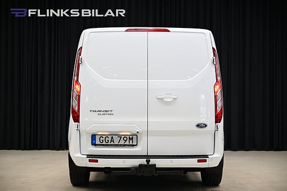 Ford Transit Custom 9 of 26