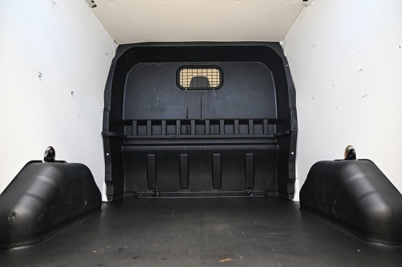 Ford Transit Custom 8 of 26