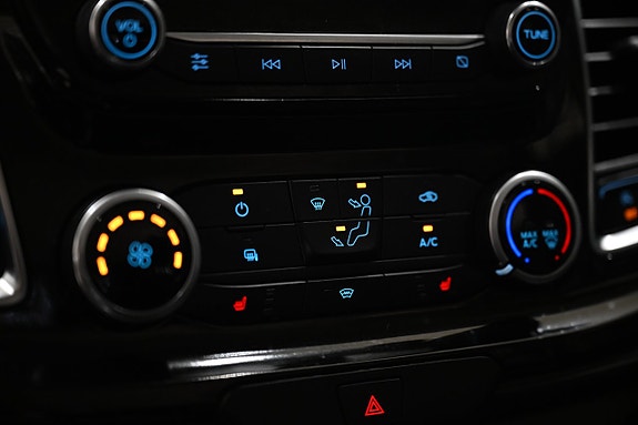 Ford Transit Custom 15 of 26
