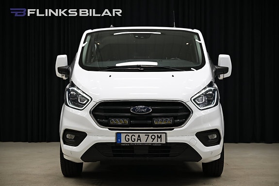 Ford Transit Custom 10 of 26