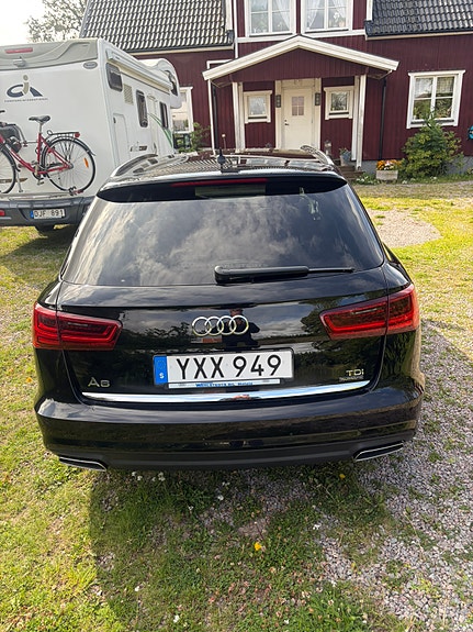 Audi A6 4 of 4