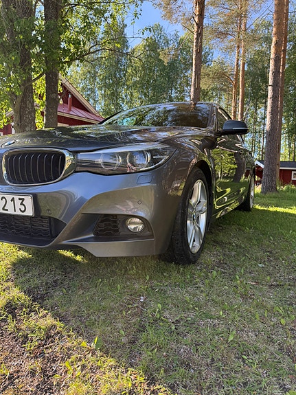 BMW 320d 3 of 6