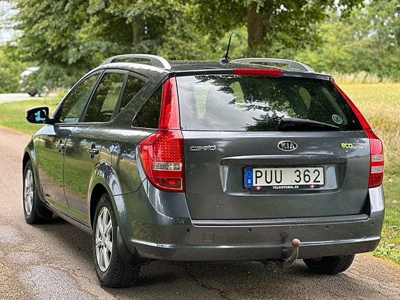Kia Ceed 5 of 15