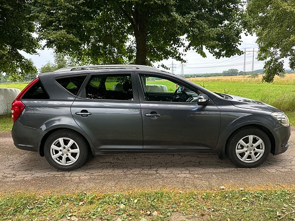 Kia Ceed 8 of 15
