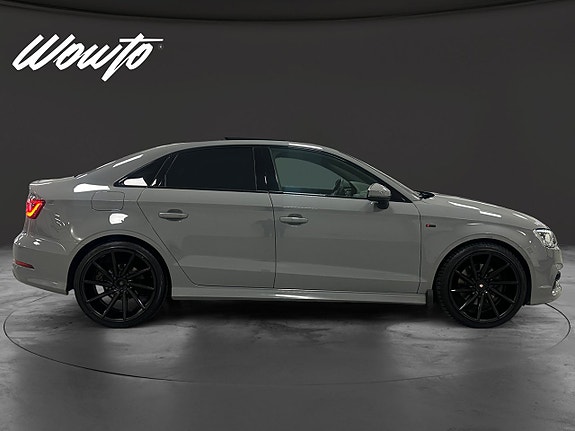 Audi A3 3 of 5