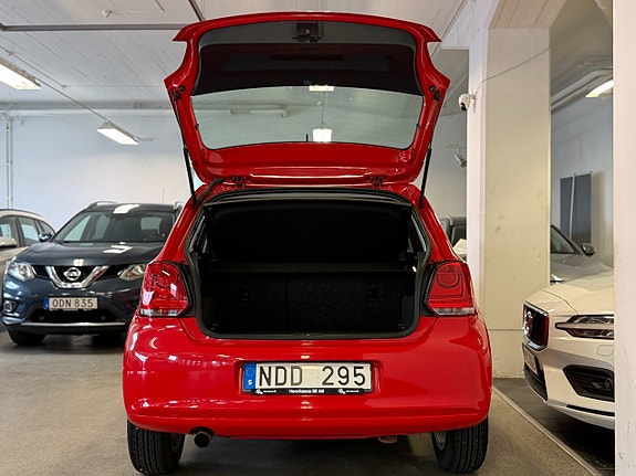 Volkswagen Polo 8 of 12