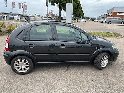 Citroen C3 2 of 9