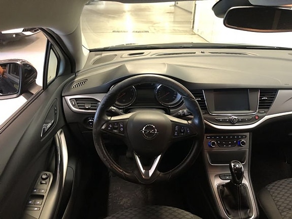 Opel Astra 7 of 8