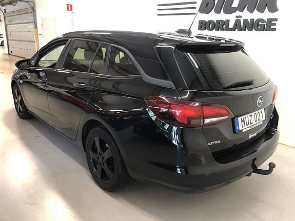 Opel Astra 3 of 5