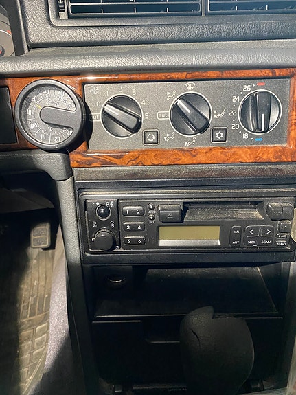 Volvo 940 3 of 5