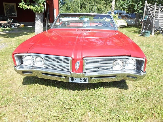 Buick Le Sabre 5 of 5