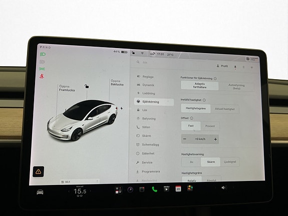 Tesla Model 3 25 of 30