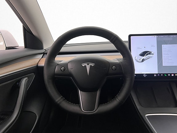 Tesla Model 3 12 of 30