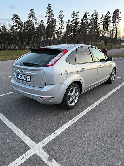 Ford Focus 3 of 7