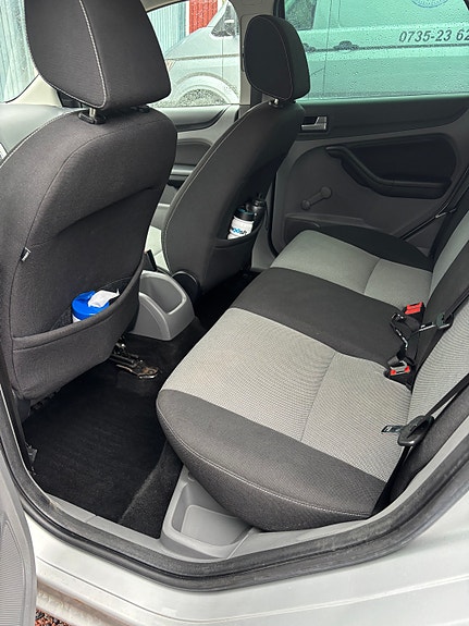 Ford Focus 7 of 7