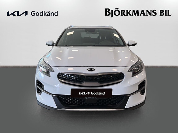 Kia XCeed 2 of 5