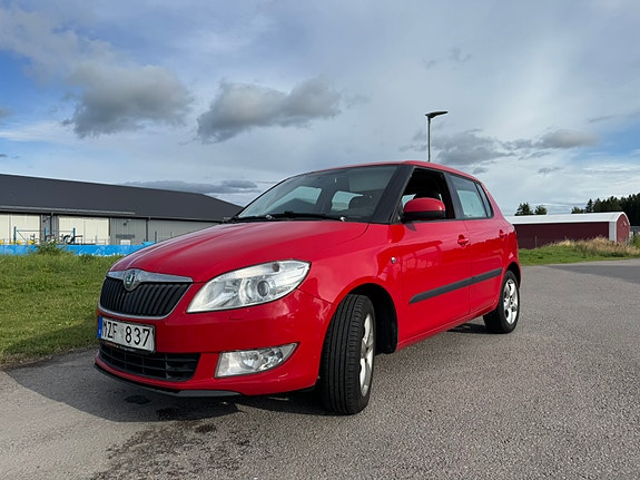 Skoda Fabia 2 of 5