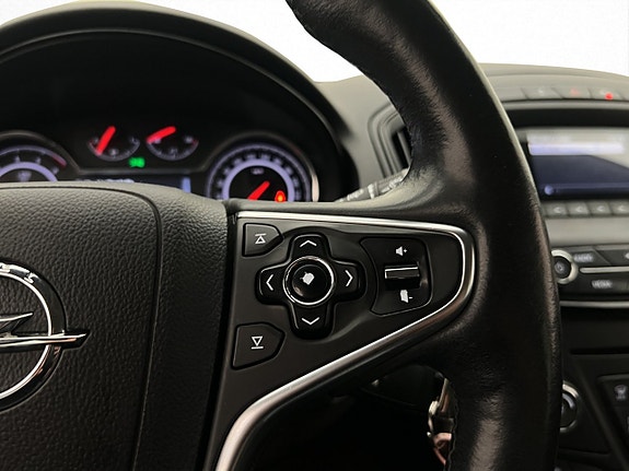 Opel Insignia 18 of 26