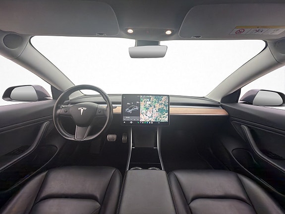 Tesla Model 3 11 of 30