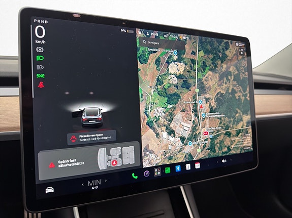 Tesla Model 3 19 of 30