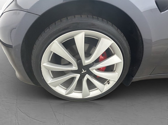Tesla Model 3 28 of 30