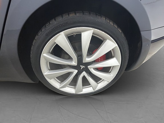 Tesla Model 3 29 of 30