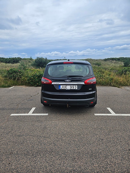 Ford S-MAX 3 of 15