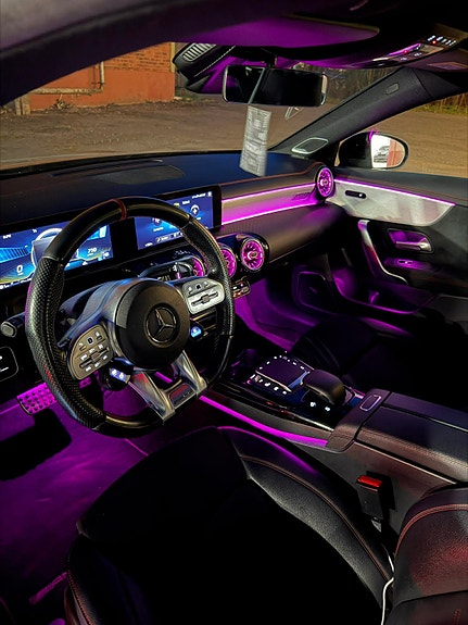Mercedes-Benz CLA35 5 of 5