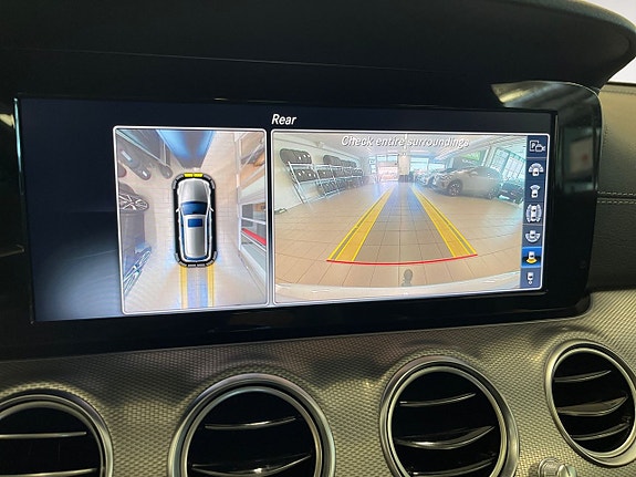 Mercedes-Benz E220 21 of 26