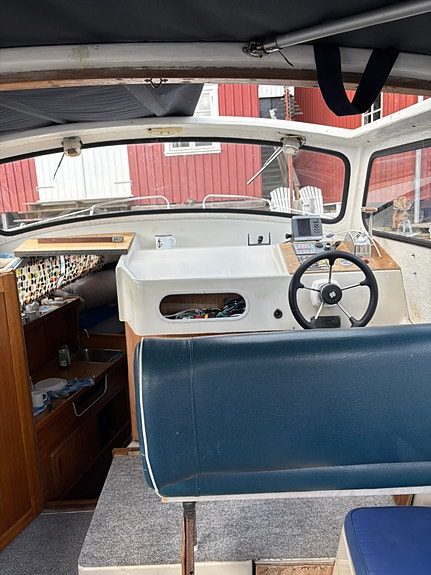 Albin 25 – 1970 – Lombardini diesel (2003) 4 of 5