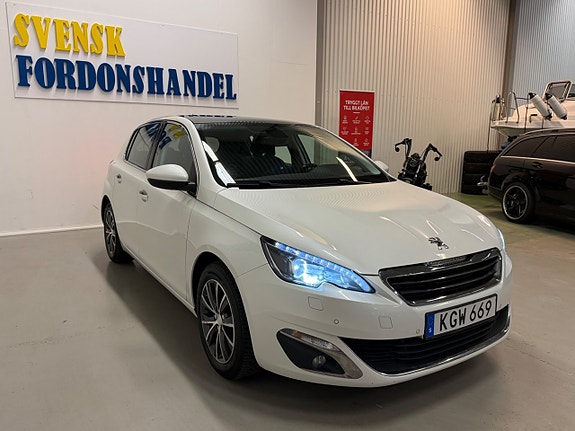 Peugeot 308 3 of 5