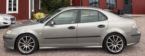 Saab 9-3 2 of 5