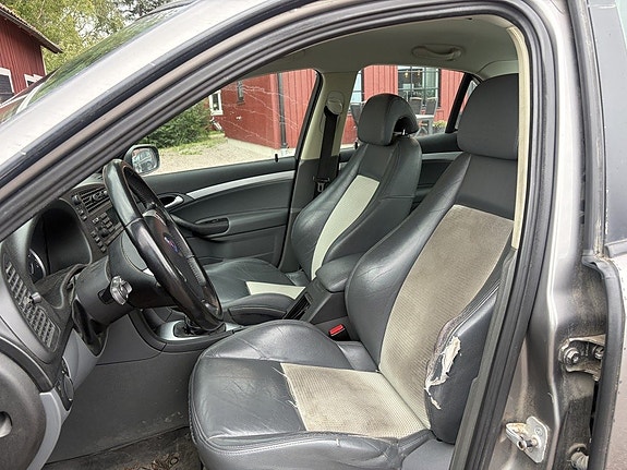 Saab 9-3 5 of 5