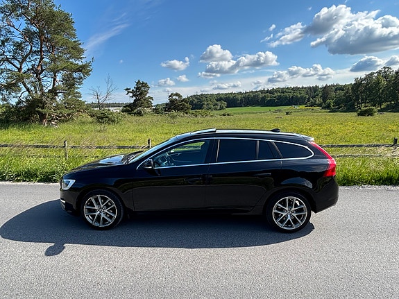 Volvo V60 6 of 28