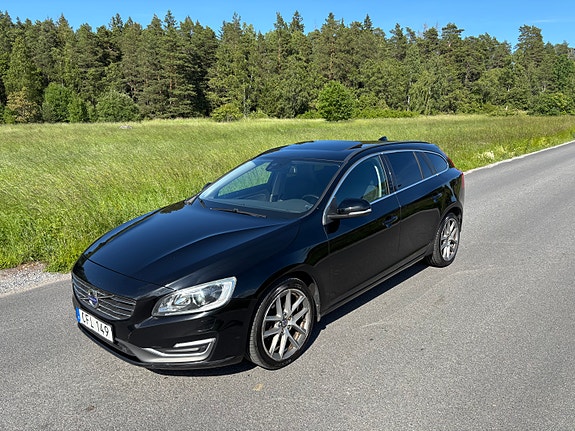 Volvo V60 3 of 28