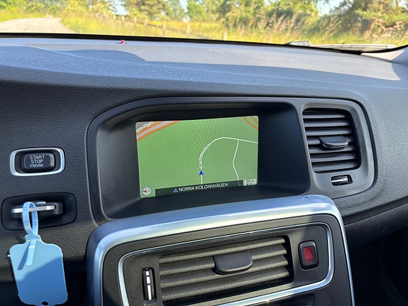 Volvo V60 12 of 28