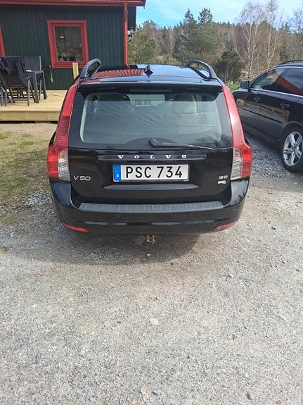 Volvo V50 3 of 5