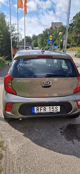 Kia Picanto 8 of 8