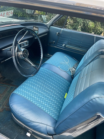 Chevrolet Impala 3 of 5