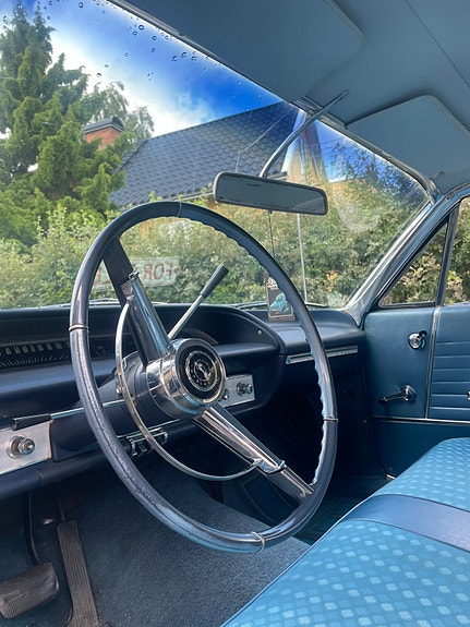 Chevrolet Impala 5 of 5